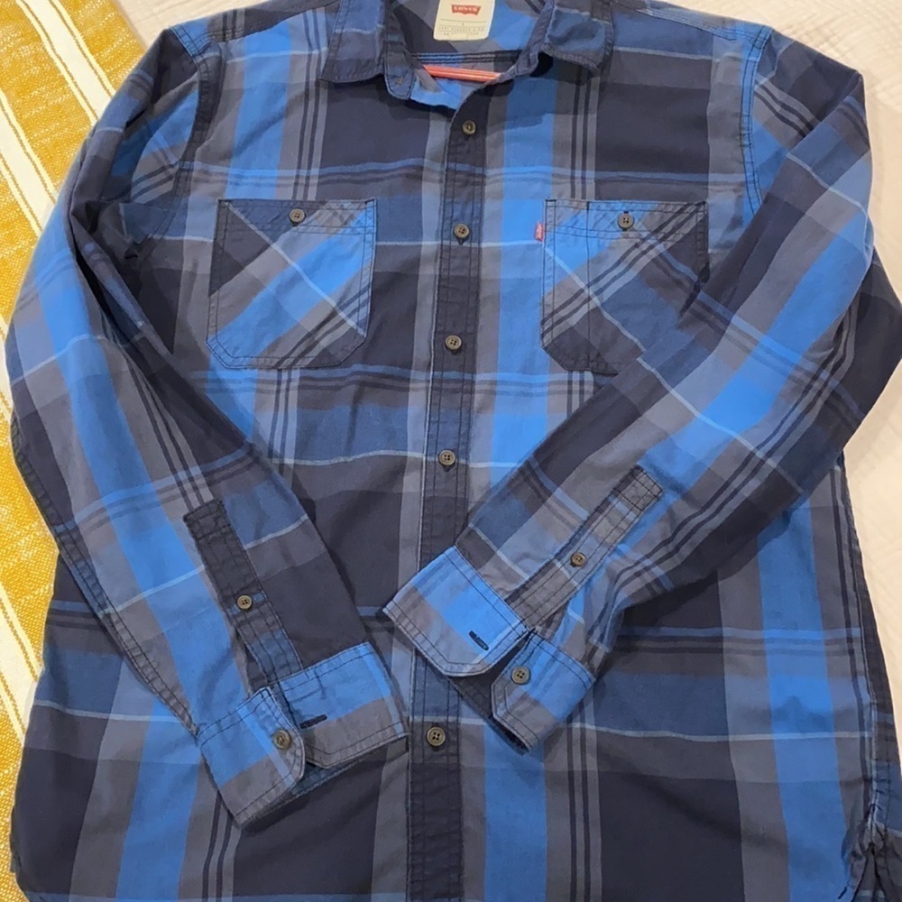 Levi’s Button Down Plaid Shirt EUC - Picture 11 of 12